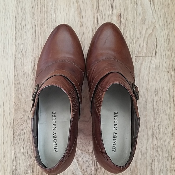 Leather ankle boots - Picture 6 of 7